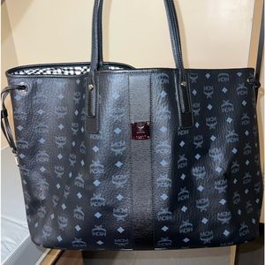 MCM Liz Large Reversible Visetos Shopper Tote Bag New w/ Pouch
